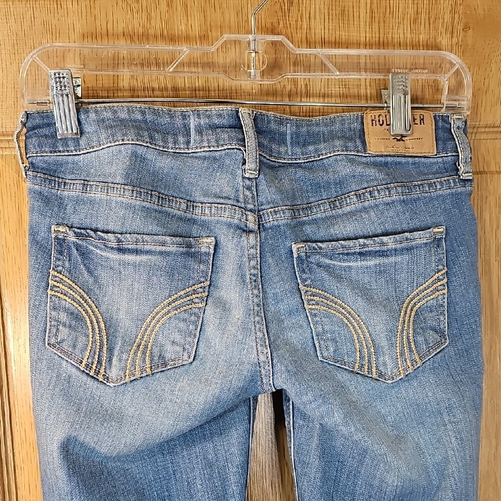 Hollister Light Blue Skinny Jeans for Women - Picture 8 of 9